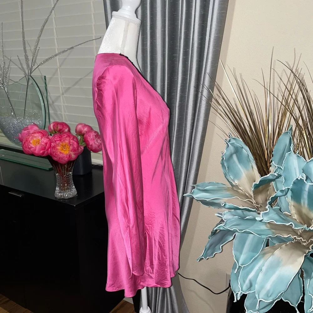 Frederick’s collection 100% silk sexy sleep dress - Picture 10 of 14